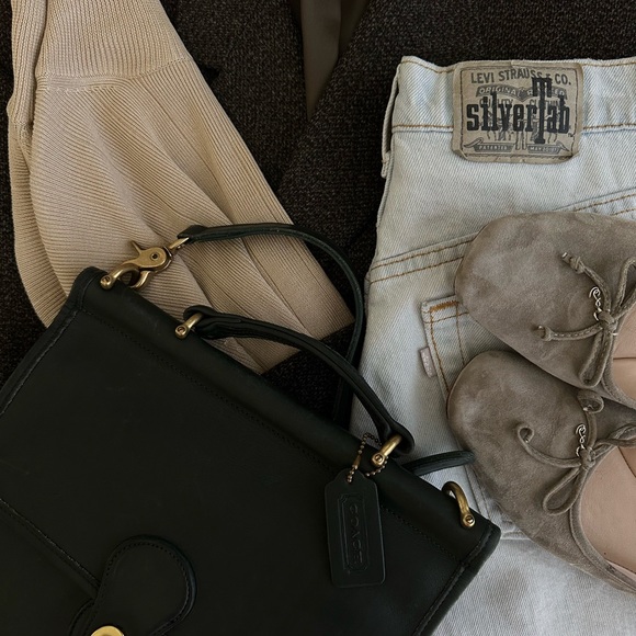 Threads Revived by Madison - Picture 4 of 5